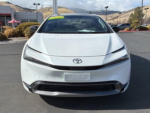 Used 2024 Toyota Prius Limited image 8