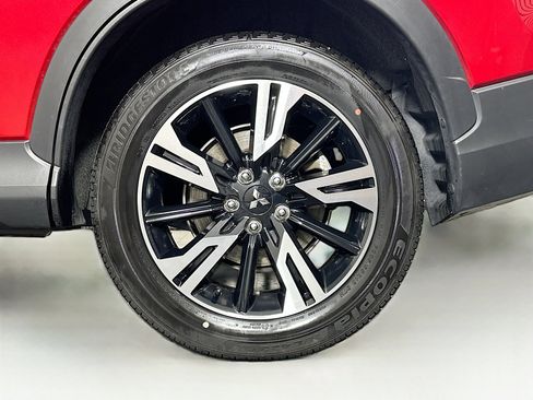 Used 2025 Mitsubishi Eclipse Cross SE image 11