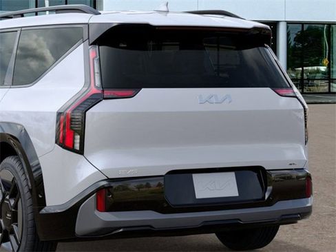 New 2026 Kia EV9 GT-Line image 13