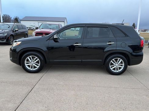 Used 2014 Kia Sorento LX image 7