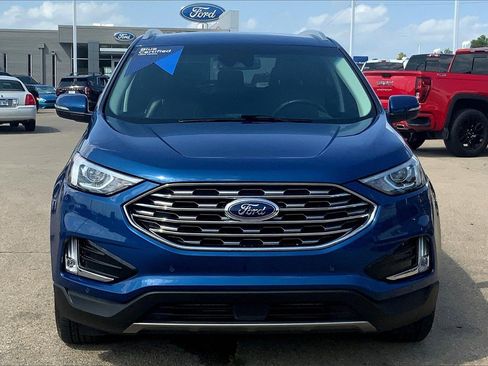 Used 2020 Ford Edge Titanium image 3