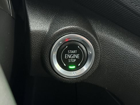 Used 2023 Chevrolet TrailBlazer LT FWD image 24