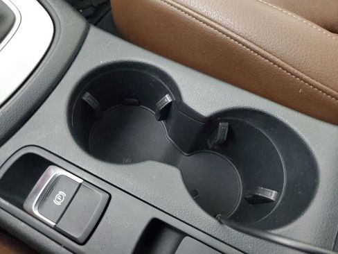 Used 2015 Audi Q3 2.0T Prestige w/ Prestige Package image 32