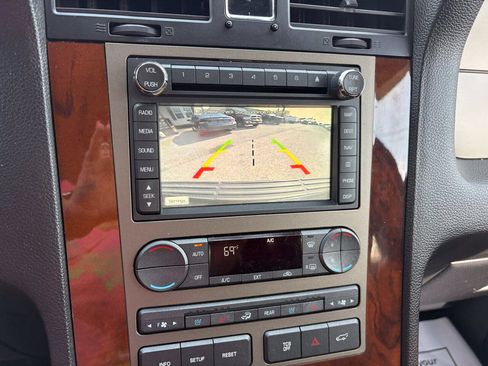 Used 2012 Lincoln Navigator 2WD image 39