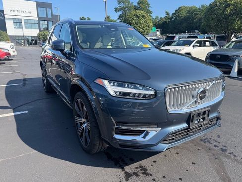 Used 2025 Volvo XC90 T8 Plus w/ Protection Package Premier AWD/4WD image 5
