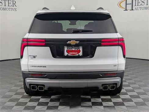 Certified 2024 Chevrolet Traverse LT image 11