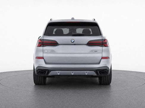 Used 2024 BMW X5 xDrive40i w/ Executive Package AWD/4WD image 4