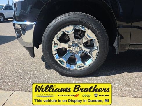 Used 2021 RAM 1500 Big Horn image 12