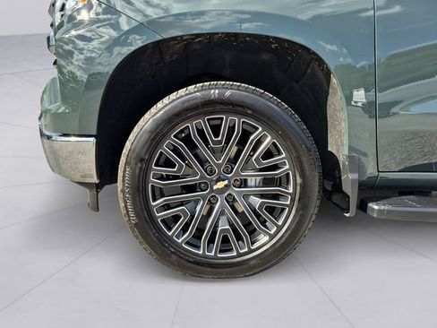Used 2026 Chevrolet Silverado 1500 LT w/ Protection Package AWD/4WD image 9
