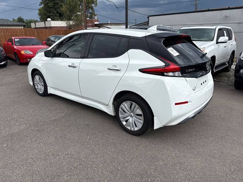 Used 2025 Nissan Leaf S FWD image 2