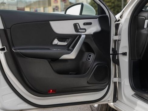 Used 2019 Mercedes-Benz A 220 4MATIC image 34