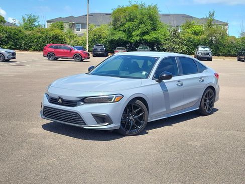 Used 2024 Honda Civic Sport image 1