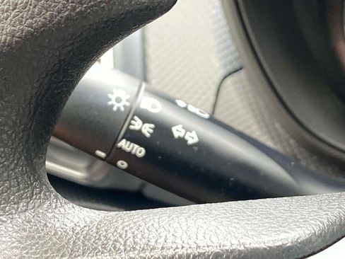 Used 2023 Subaru Forester AWD/4WD image 18