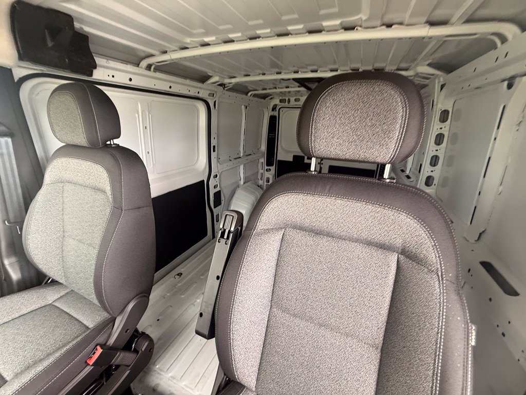 New 2026 RAM ProMaster 2500 w/ Convenience Group FWD image 24