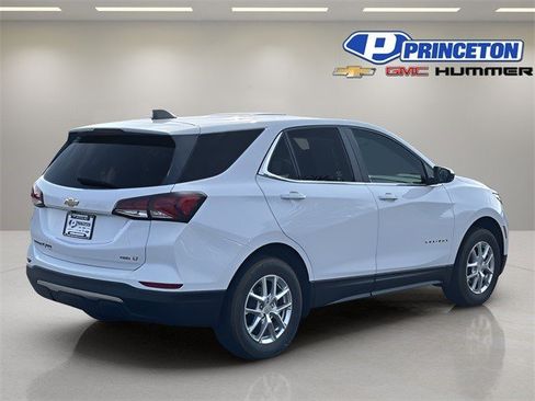 Certified 2022 Chevrolet Equinox LT image 10