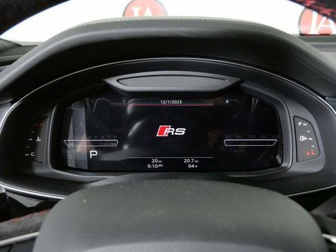 New 2026 Audi RS Q8 performance image 18