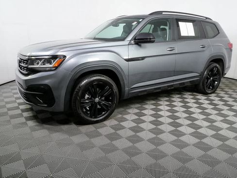 Certified 2023 Volkswagen Atlas SEL R-Line AWD/4WD image 27
