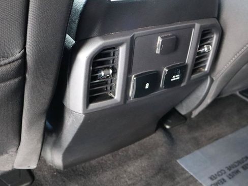 Used 2018 Ford F150 XLT w/ Equipment Group 302A Luxury AWD/4WD image 32