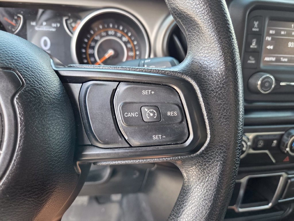 Used 2021 Jeep Gladiator Sport AWD/4WD image 30