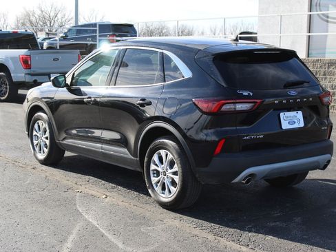 Used 2023 Ford Escape Active AWD/4WD image 5