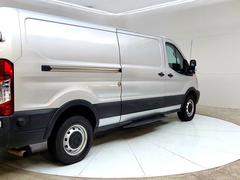 Used 2020 Ford Transit 150 Low Roof RWD image 7
