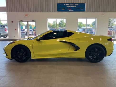 Used 2020 Chevrolet Corvette Stingray Coupe w/ 1LT image 8