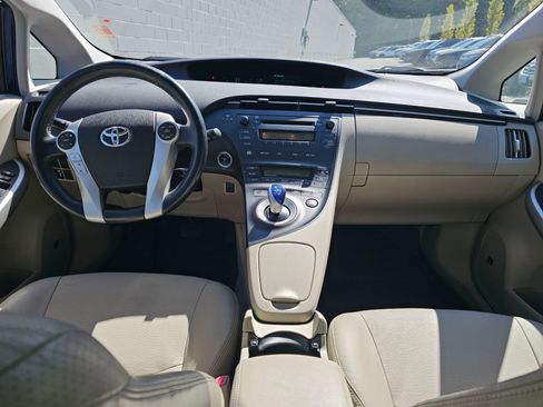 Used 2010 Toyota Prius Five FWD image 21