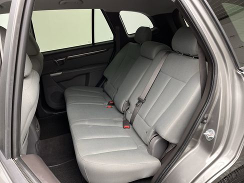 Used 2012 Hyundai Santa Fe GLS AWD/4WD image 9