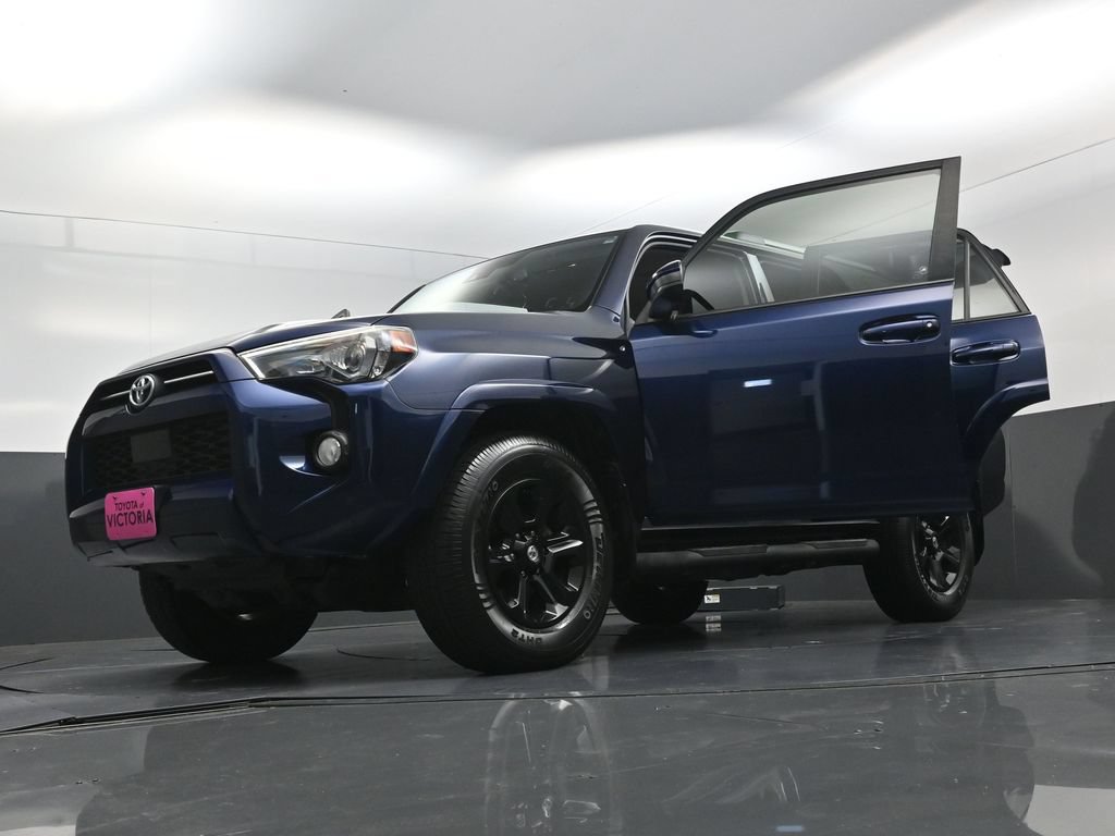 Used 2020 Toyota 4Runner SR5 RWD image 24