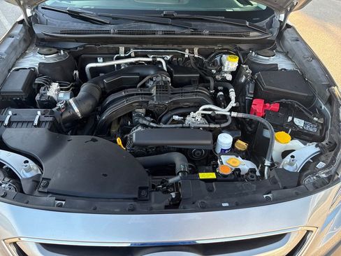 Used 2020 Subaru Outback Premium AWD/4WD image 11