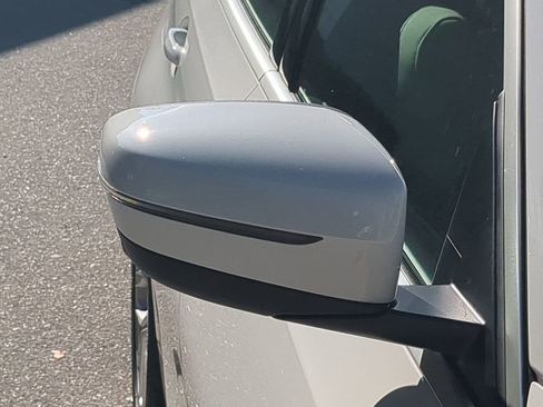 New 2026 BMW 330i Sedan w/ Convenience Package image 12