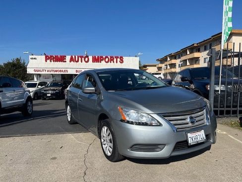 Used 2014 Nissan Sentra SV image 1