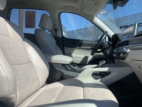 Used 2021 Kia Telluride SX w/ SX Prestige Package image 34