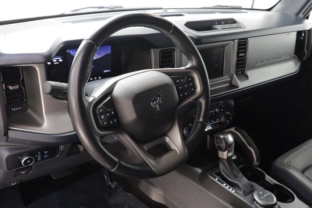 Used 2023 Ford Bronco Outer Banks AWD/4WD image 7