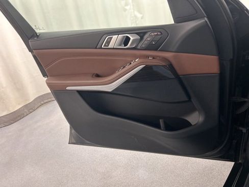 Used 2024 BMW X7 xDrive40i w/ M Sport Package image 20