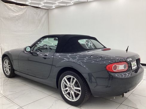 Used 2015 MAZDA MX-5 Miata Sport image 11