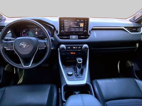 Used 2020 Toyota RAV4 XSE AWD/4WD image 16