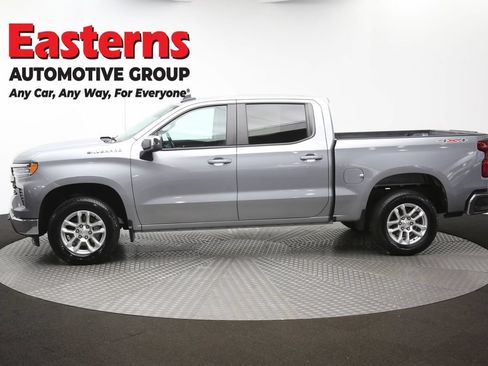 Used 2023 Chevrolet Silverado 1500 LT AWD/4WD image 61
