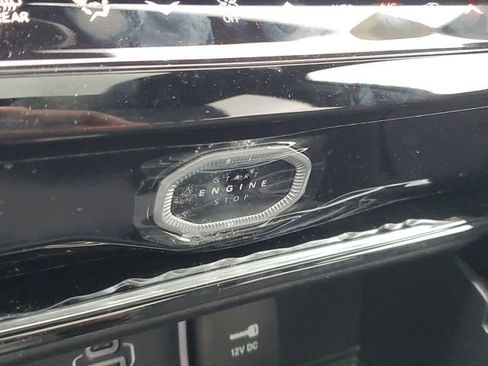 New 2026 Jeep Grand Cherokee L Limited AWD/4WD image 25