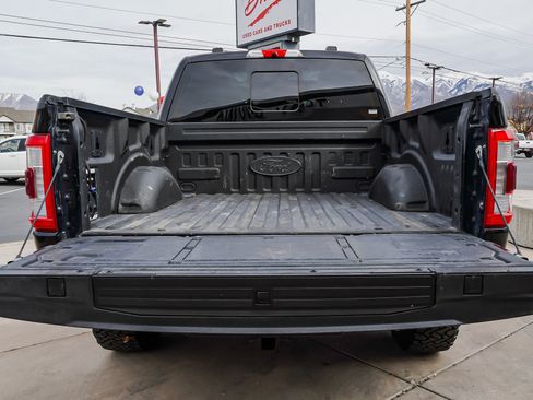 Used 2021 Ford F150 Limited image 14