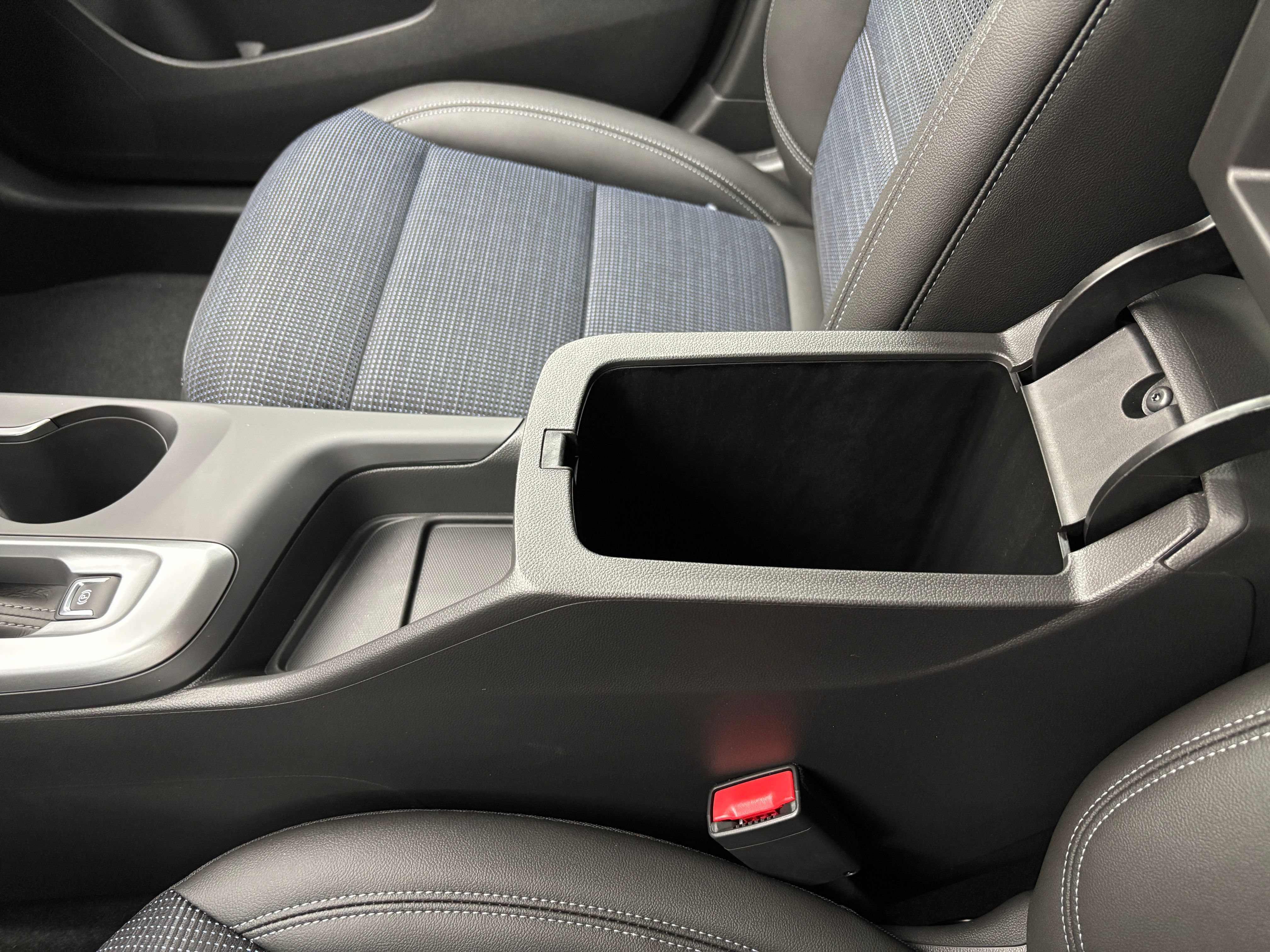 New 2026 Buick Envista Sport Touring w/ Convenience I Package FWD image 29