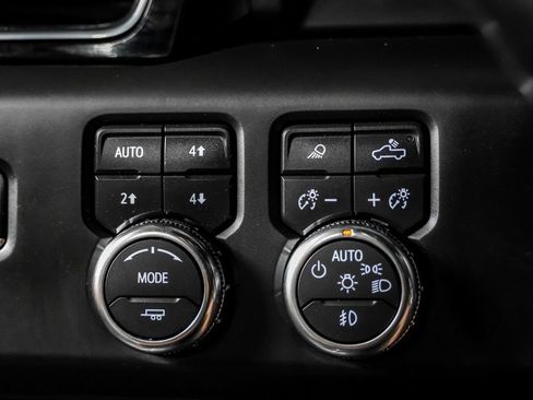 Used 2024 GMC Sierra 3500 Denali w/ Denali Reserve Package AWD/4WD image 26