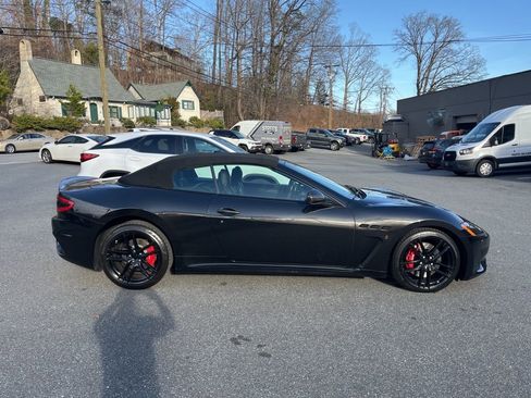 Used 2018 Maserati GranTurismo MC image 15