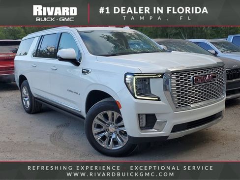 Used 2022 GMC Yukon XL Denali w/ Advanced Technology Package AWD/4WD image 1