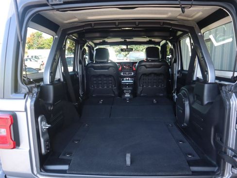 Used 2018 Jeep Wrangler Unlimited Rubicon AWD/4WD image 51