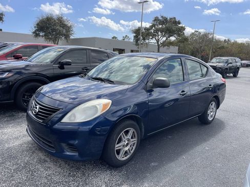 Used 2014 Nissan Versa S image 6
