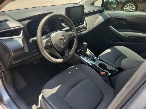 Used 2022 Toyota Corolla LE FWD image 15