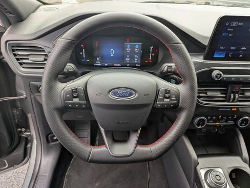 Used 2025 Ford Escape ST-Line AWD/4WD image 19