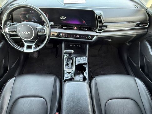 Used 2023 Kia Sportage EX AWD/4WD image 16