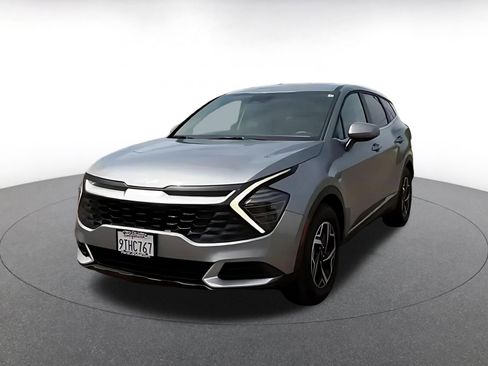 Used 2025 Kia Sportage LX image 7